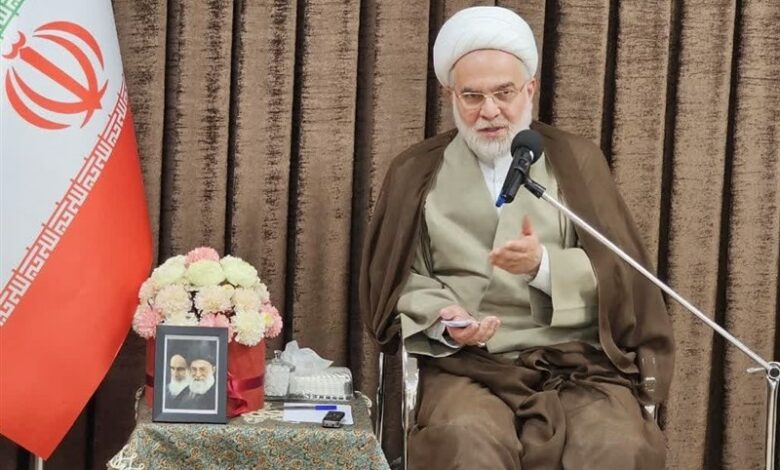 راهکارهای پیشگیری از آلودگی‌های محیط‌زیست ارائه شود