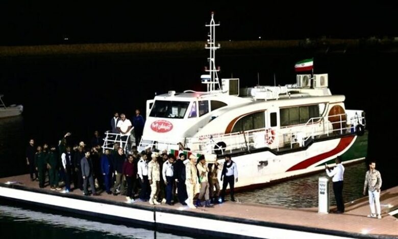 شمیم شهید گمنام در قشم پیچید