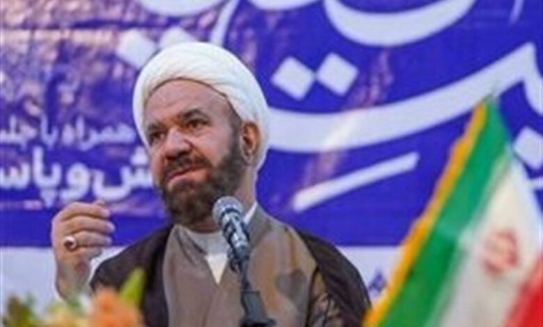 شهدای مدافع حرم جزو افتخارات مکتب اسلام ناب هستند