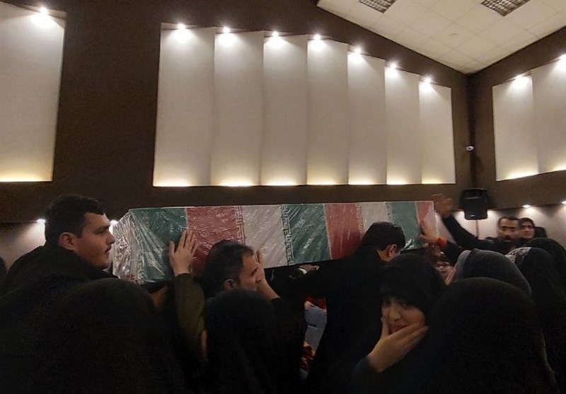 شهید گمنام مهمان ویژه نمایش 