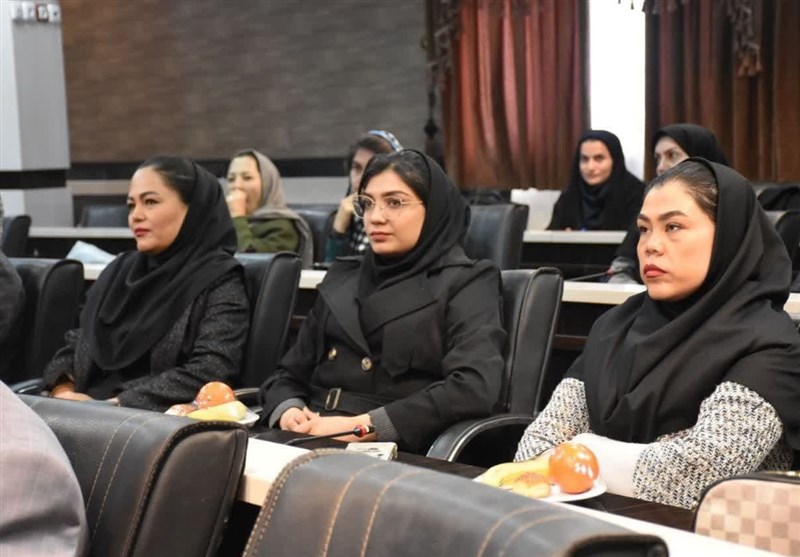 قهرمانان ورزشی بیماران خاص چهارمحال و بختیاری تجلیل شدند