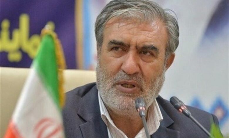 مردم ایران پای آرمان‌های انقلاب ایستاده‌اند