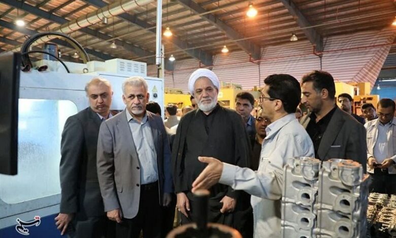 پایان مشکل 20 ساله واحد تولیدی بم و بازگشت 1000 نیرو به کار