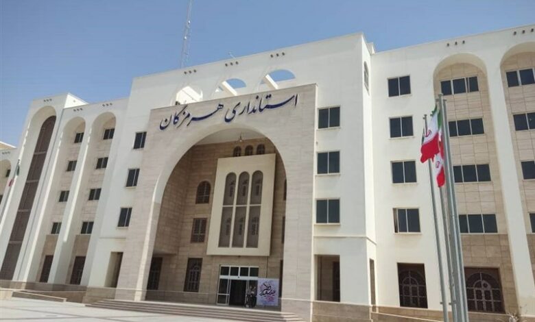 کاهش ساعت کاری ادارات هرمزگان از اول دی ماه