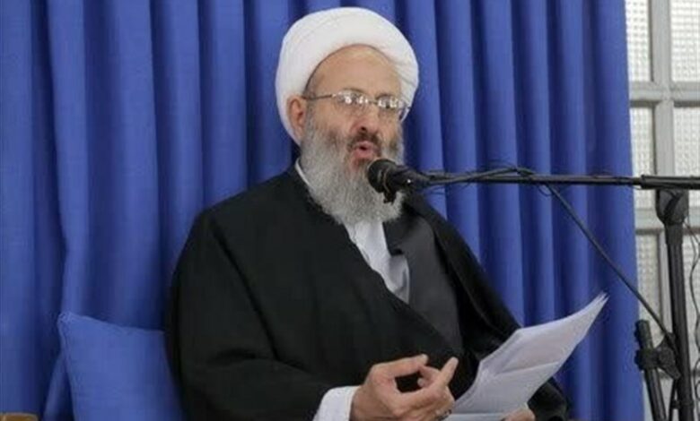 ائمه جماعات از ظرفیت مساجد برای حل مشکلات مردم استفاده کنند