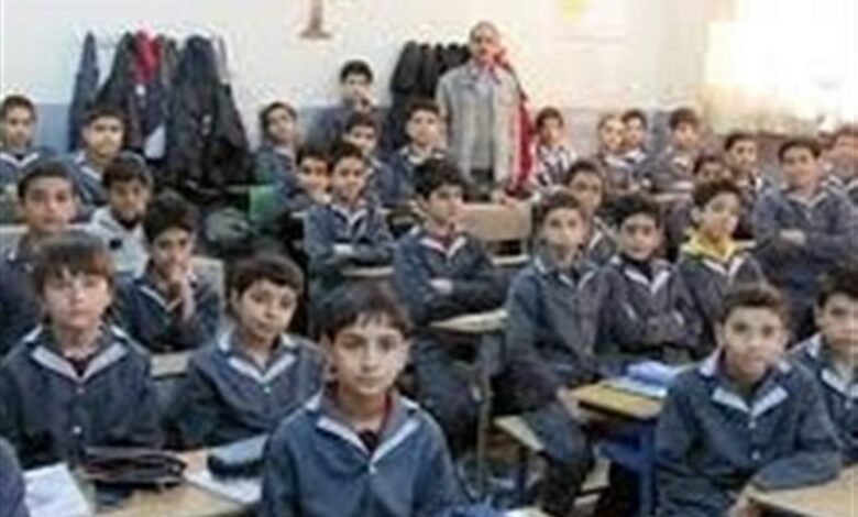 استان قم از کمبود فضای آموزشی رنج می‌بَرَد