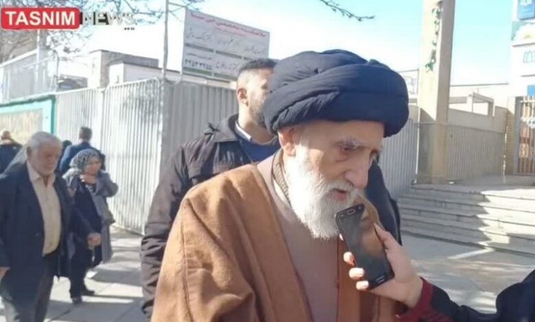 استقامت در مقابل استکبار وظیفه همگانی است