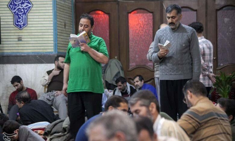 اعتکاف درنگی در خودسازی