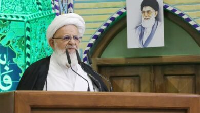 انقلاب اسلامی؛ ثمره ایستادگی و توکل امام (ره) است