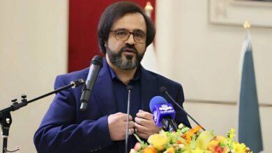 به‌دنبال ارتباط نزدیک‌تر با هنرمندان هستیم