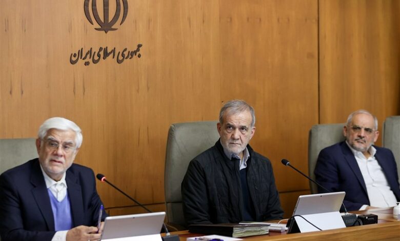 تأکید پزشکیان بر رفع موانع تکمیل سامانه هوشمندسازی دولت