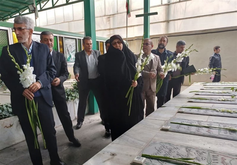 تجدید میثاق مشاورین وزرا با آرمان‌های شهدا در سفر به البرز