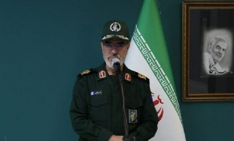 تسلیم شدن مقابل استکبار جهانی، نابودی به دنبال دارد