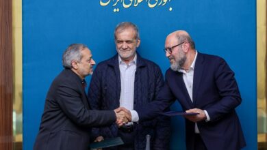 تفاهمنامه دولت و بنیاد مستضعفان برای ساخت 2000 کلاس درس