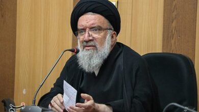تنها راه پیروزی بر آمریکا مقاومت است