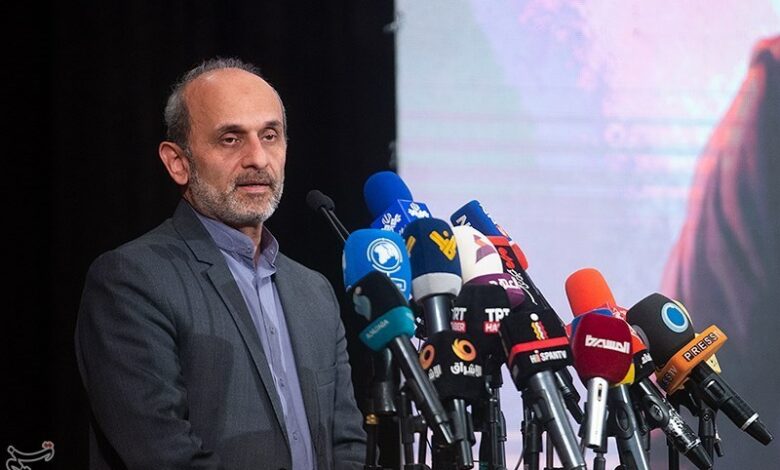 جبلی: هدیه دادن کفن در برنامه بی‌سلیقگی بود