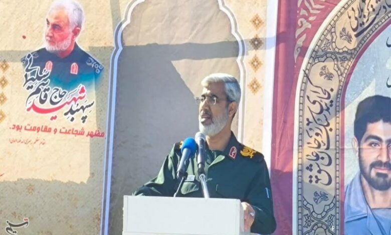 حاج قاسم نماد آرامش و مقاومت برای خانواده شهداست