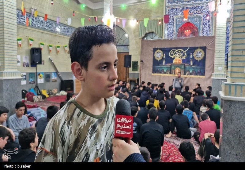 حضور 2500 دانش‌آموز اسلامشهر در آیین معنوی اعتکاف+فیلم