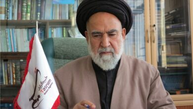 خدمات انقلاب و نظام برای نسل جوان تبیین شود