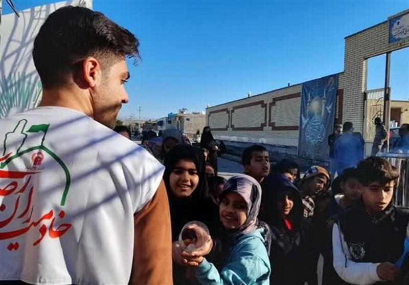 خدمت‌رسانی خادمیاران کانون خدمت رضوی در دزفول