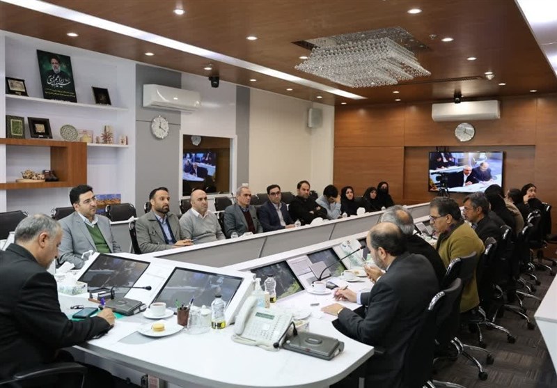 رسانهها با گفتمانسازی مسیر توسعه را هموار میکنند