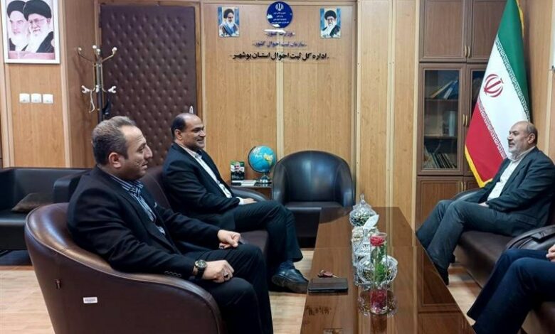 رونمایی از اسناد هویتی شهدا و مفاخر استان بوشهر
