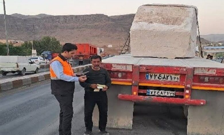 شناسایی 2886 مورد اضافه تناژ در سطح محورهای خراسان جنوبی