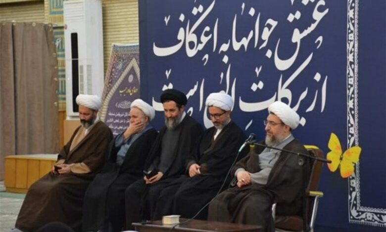 فرصت اعتکاف فضایی معنوی و تعمق بر شناخت خود است