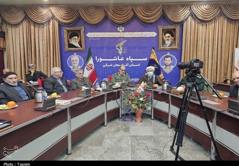 فرمانده سپاه عاشورا میزبان پدران شهید شد