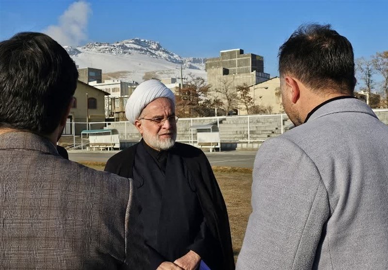 نماینده ولی‌فقیه در کردستان: زیرساخت‌های ورزشی تقویت شود