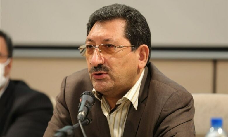 نماینده کبودرآهنگ از توضیحات وزیر «صمت» قانع نشد