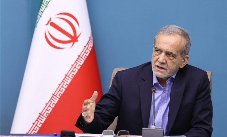 پزشکیان: رفع ناترازی انرژی و نوسانات ارز در حال پیگیری است