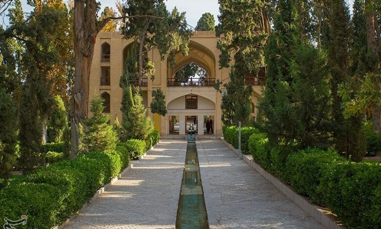 گلایه کاشانی‌ها از کندی پروژه محور فین