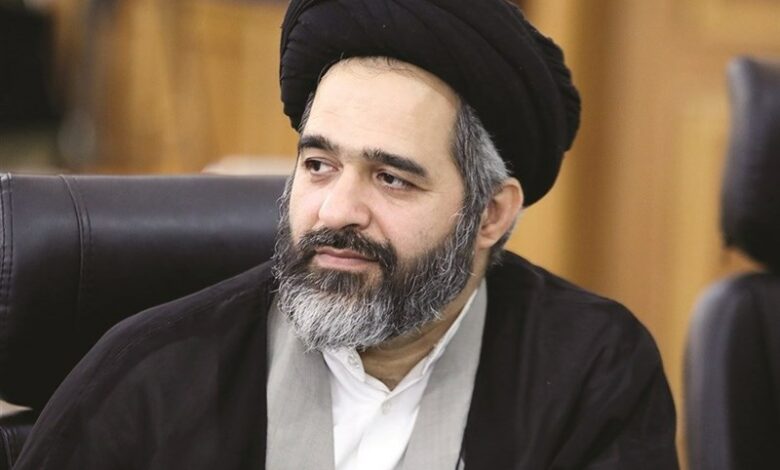 1636 اثر به همایش کتاب سال حوزه ارسال شد