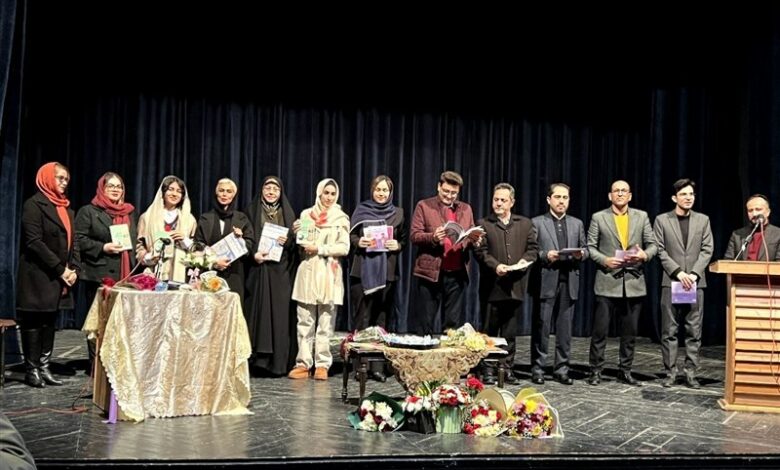 3 کتاب نویسندگان بندرانزلی رونمایی شد
