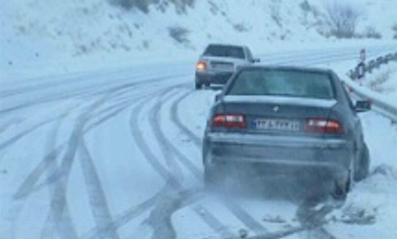 آخرین وضعیت راه‌های مرکزی/ محور بوئین زهرا ساوه مسدود شد