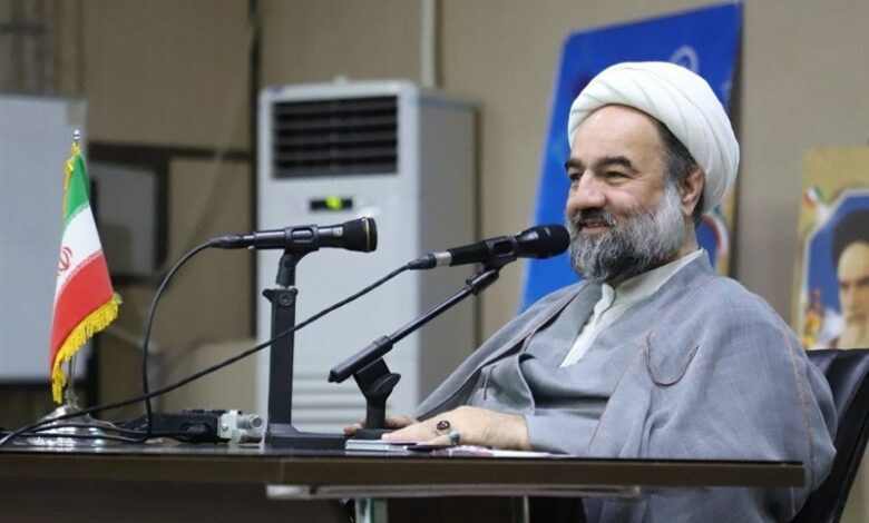 آیت‌الله محامی: نعمت انقلاب اسلامی را باید حفظ کنیم