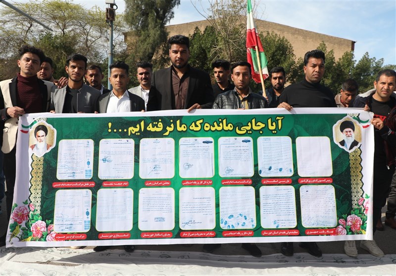 استاندارخوزستان استخدام جوانان بومی درصنایع را پیگیری می‌کند