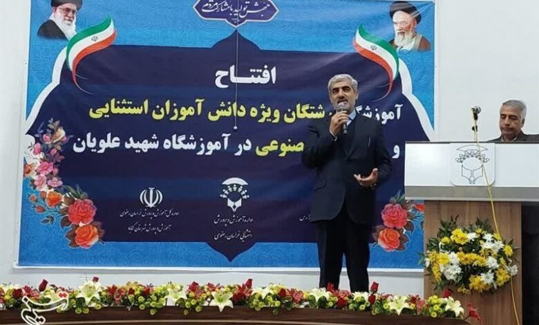 افتتاح چمن مصنوعی ویژه دانش آموزان استثنایی در گناباد
