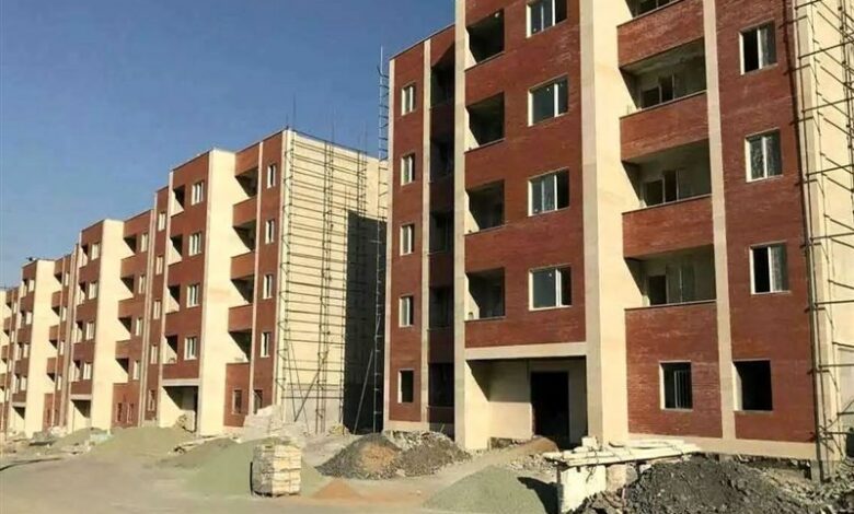تحویل بخشی از واحدهای مسکن ملی در قم توسط بنیاد مسکن
