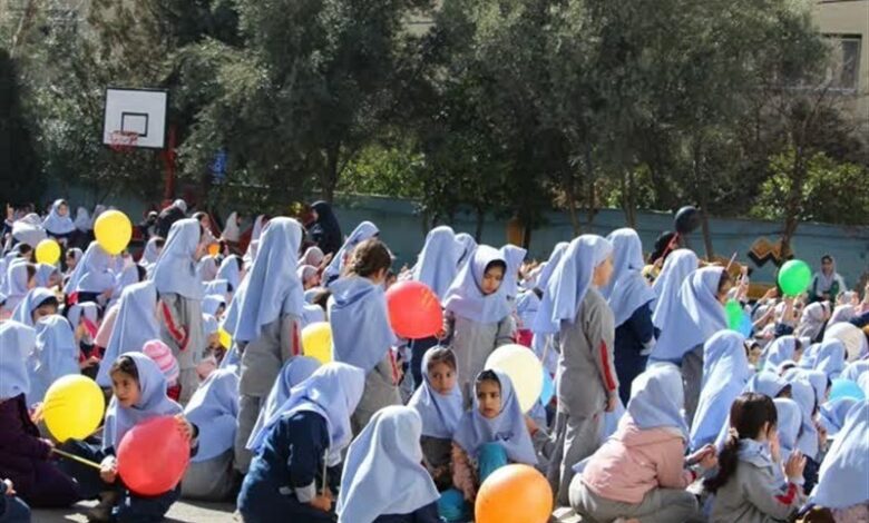 تداوم اجرای طرح زباله از زمین برمی‌داریم در مدارس شیراز