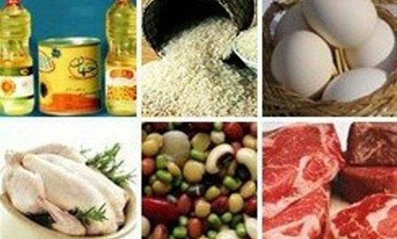 توزیع 350 تن کالاهای اساسی در کاشان