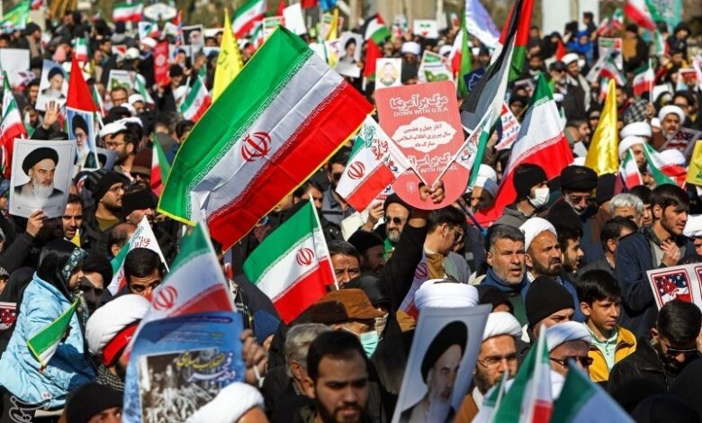 حضور باشکوه مردم در راهپیمایی 22 بهمن دشمنان را ناامید کرد