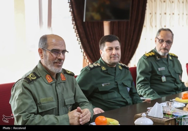 دیدار فرماندهان سپاه عاشورا با امام جمعه تبریز + تصاویر