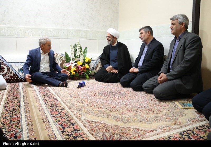 دیدار نماینده ولی‌فقیه در خراسان شمالی با جانبازان+تصویر