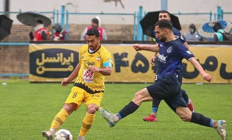 سپاهان در زمین ملوان گیر کرد