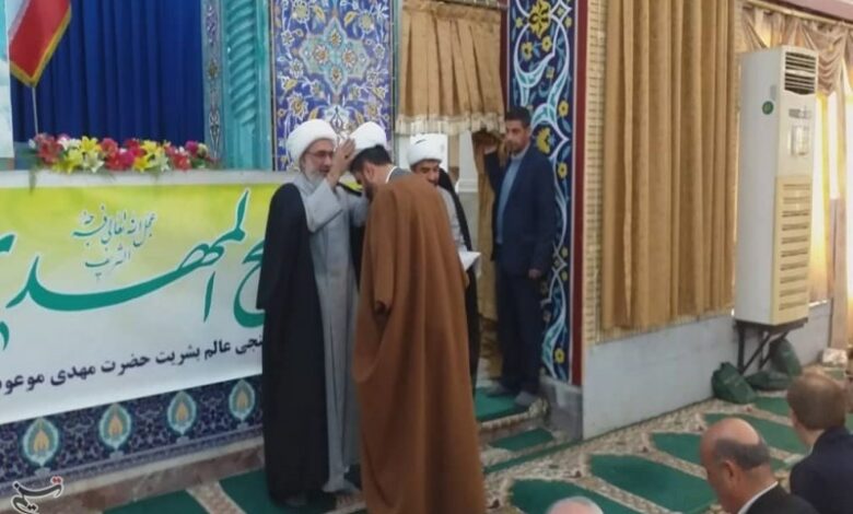 عمامه‌گذاری طلاب بوشهری در نیمه شعبان
