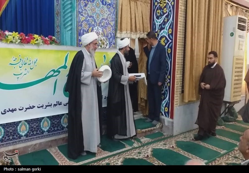 عمامه‌گذاری طلاب بوشهری در نیمه شعبان