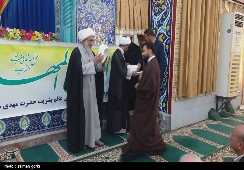 عمامه‌گذاری طلاب بوشهری در نیمه شعبان