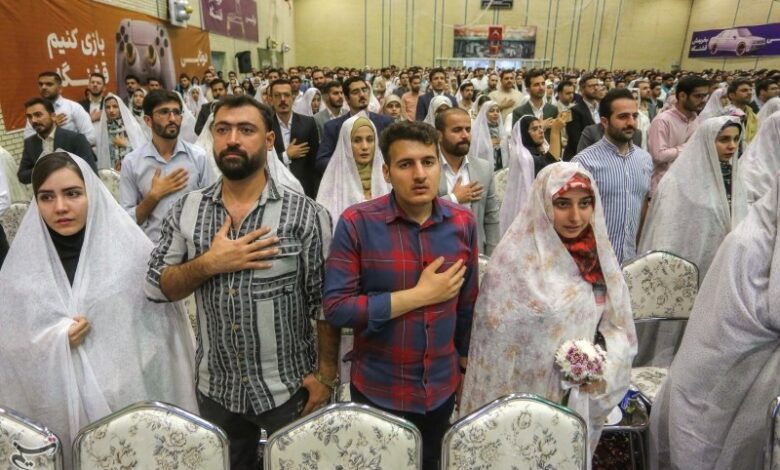 مشارکت اوقاف زنجان در جشن ازدواج 234 زوج دانشجو